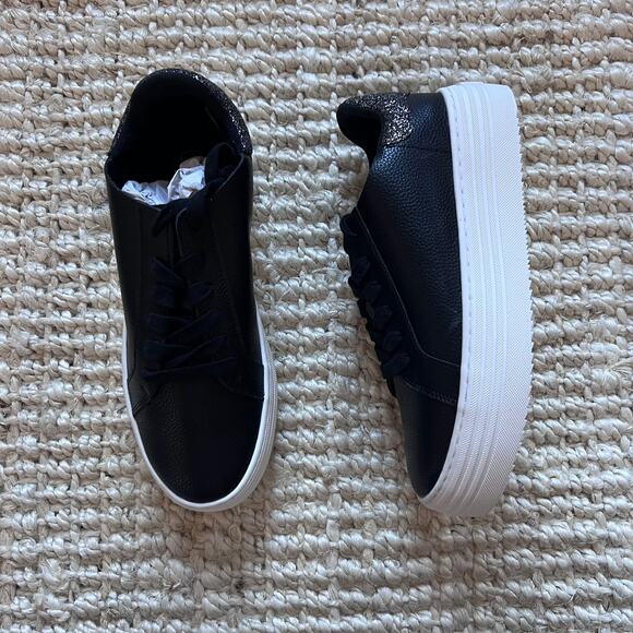 Joy Leather Sneaker Sz 8M - Picture 1 of 7